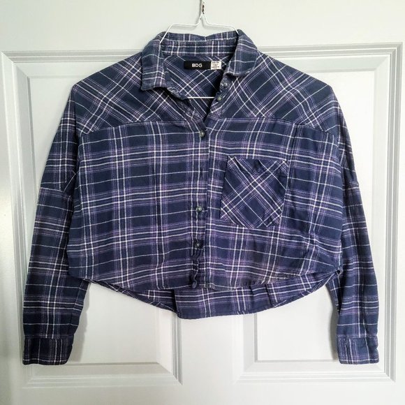 URBAN OUTFITTERS BDG Cropped Plaid Flannel Buttoned Shirt - Picture 1 of 5